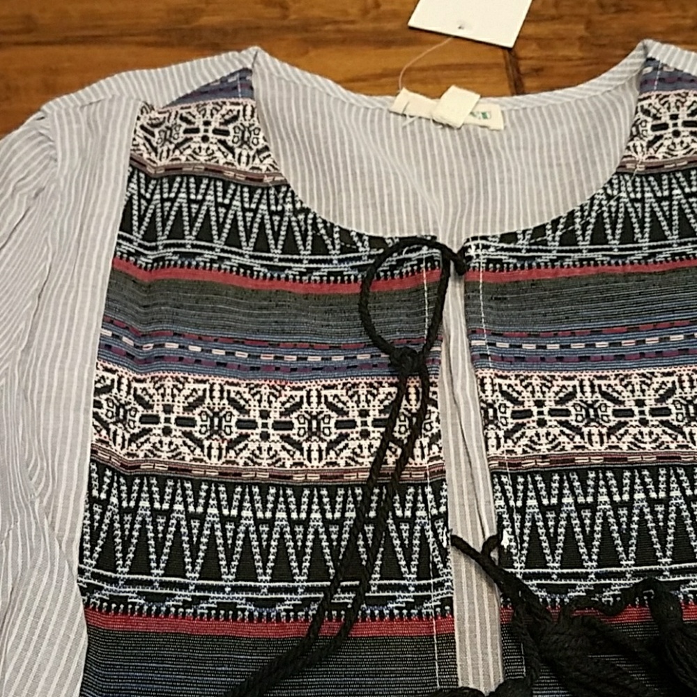 Flowy, striped, tassel tie embroidered front top - Picture 1 of 3